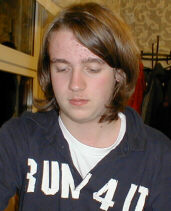 Adelh&uuml;tte, Dennis